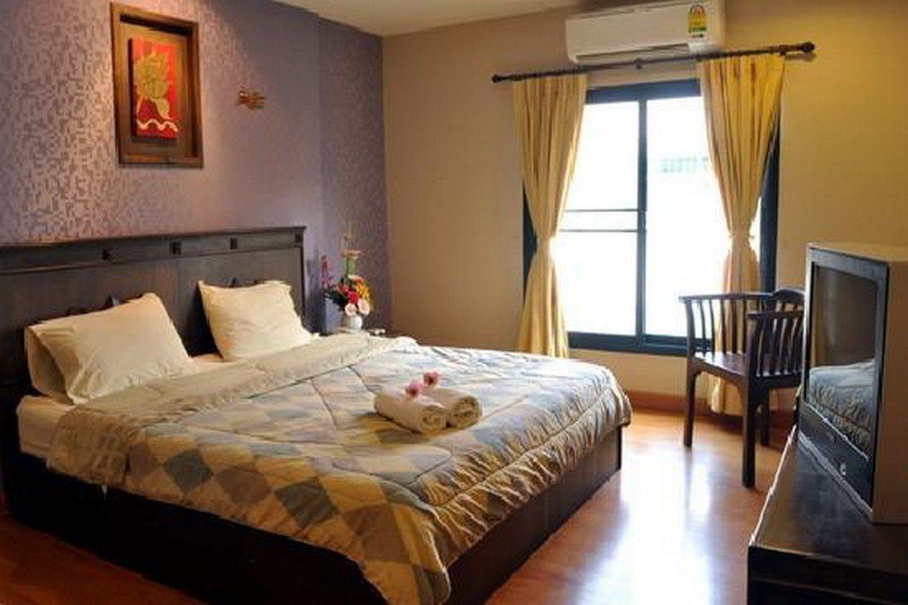 Lanna House Hotel Chiang Mai Bagian luar foto