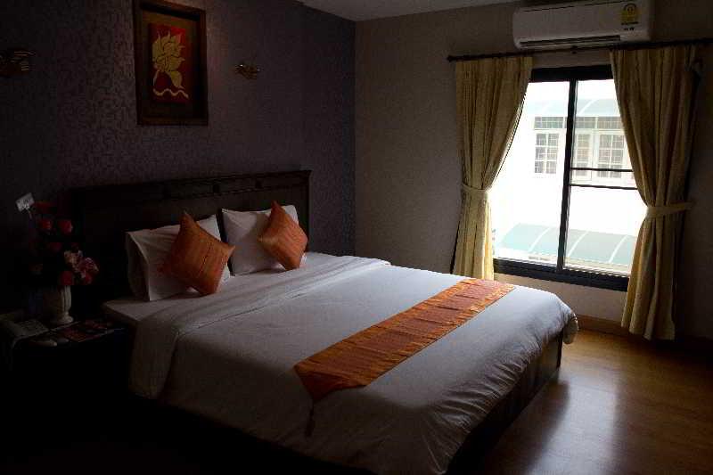 Lanna House Hotel Chiang Mai Bagian luar foto